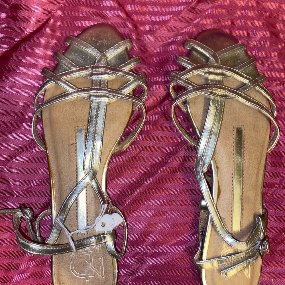 Stellah Silver Strappy Women's Sandals size 7